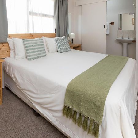 Greystone Guesthouse Джефрис Бей Екстериор снимка